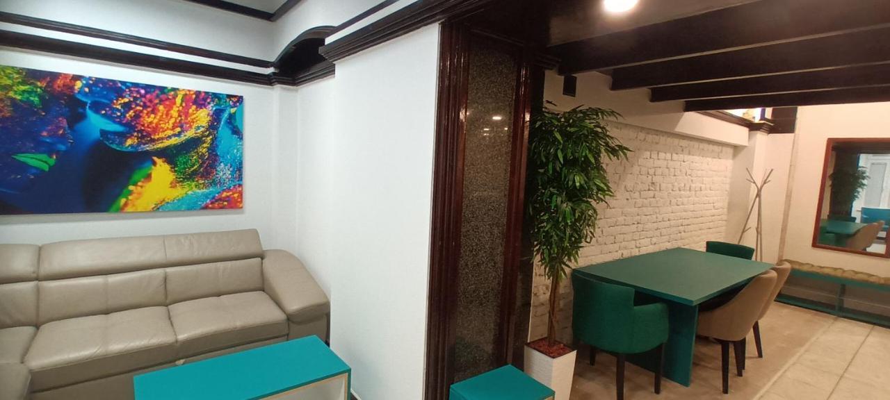 Old Cafe Spa Apartment Βελιγράδι Εξωτερικό φωτογραφία